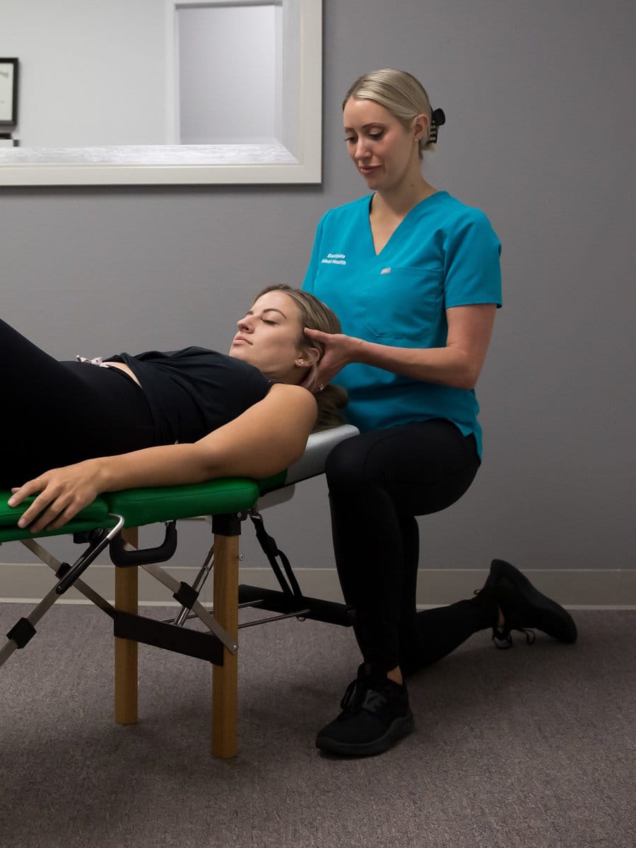 Dr. Maggie Robertson, DC